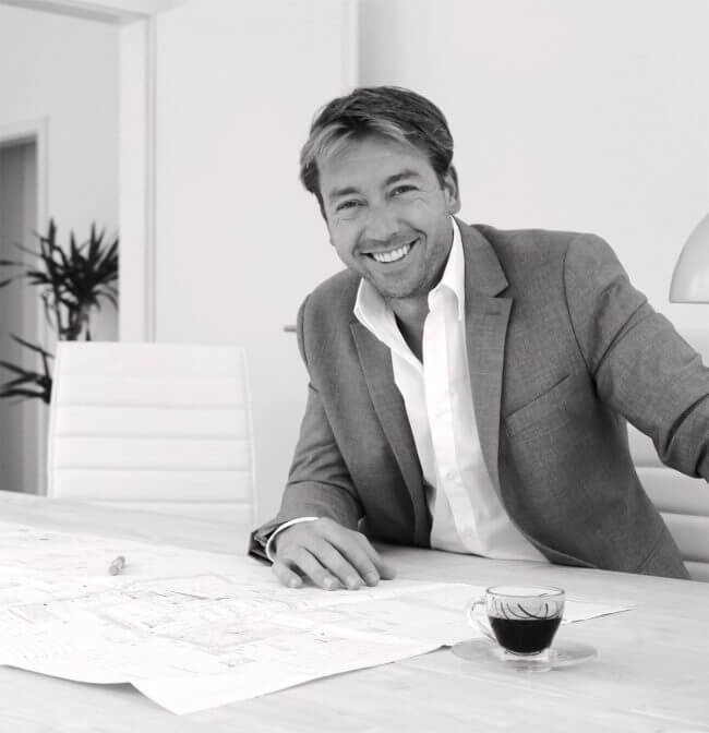 Jörg Aichinger, DEKRA-geprüfter Bausachverständiger für Velden